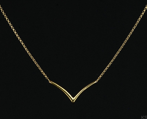 Choker "V" z żółtego złota 585